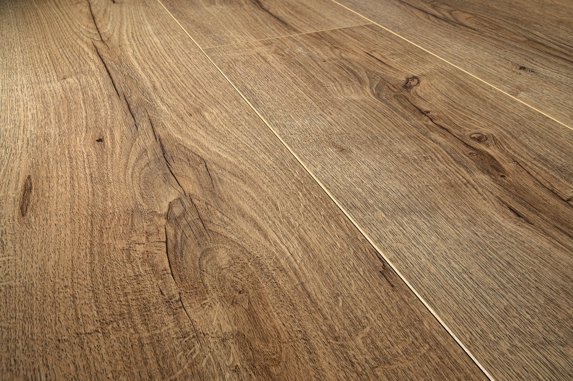 Ламинат STRONG MC9009-9 1218*183*3.5мм Emboss Mico-groove (2,675м2/12шт)/47017